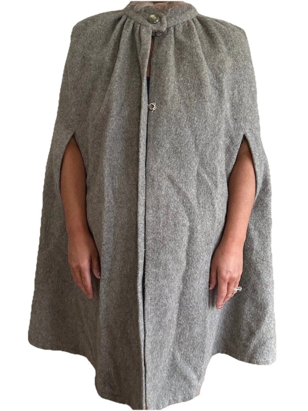 Vintage 70s Wool Opera Cape poncho Coat Cloak Blanket O/S Warm Fur Trim Pockets